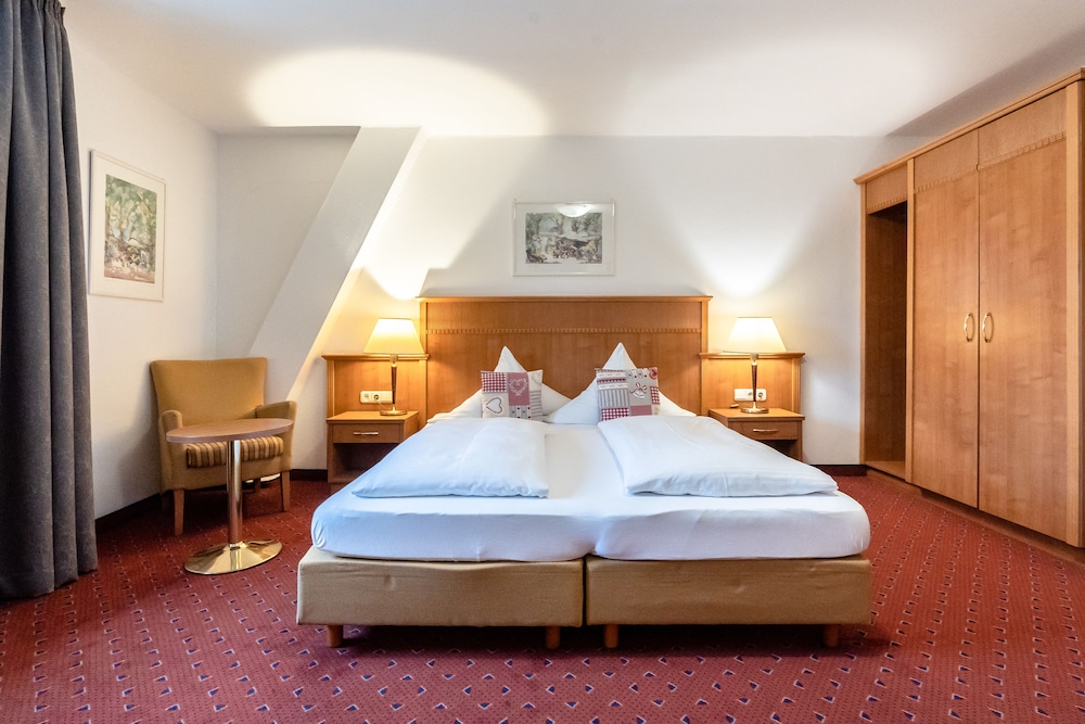 CLASSIC, DOUBLE BED