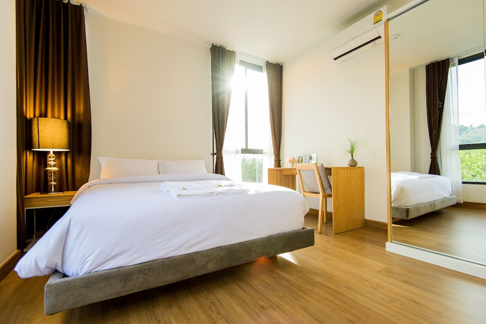 HILL MYNA CONDOTEL 18/56