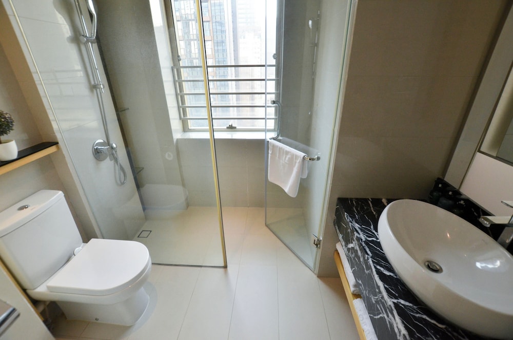 Deluxe, 3 Beds, with Extra Bed, City View, Eco Tree Hotel 8/9