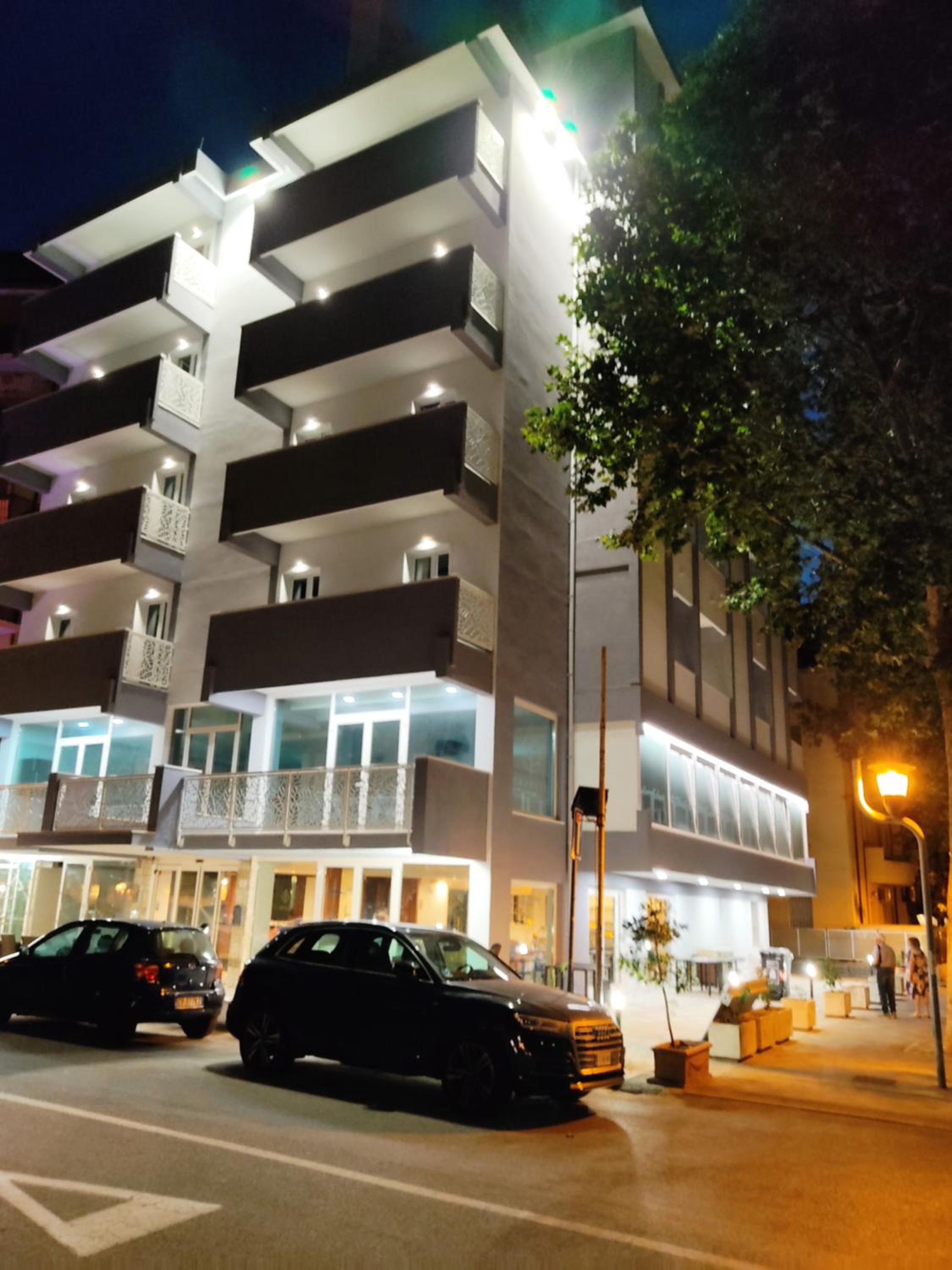 Hotel Caravel 5/49