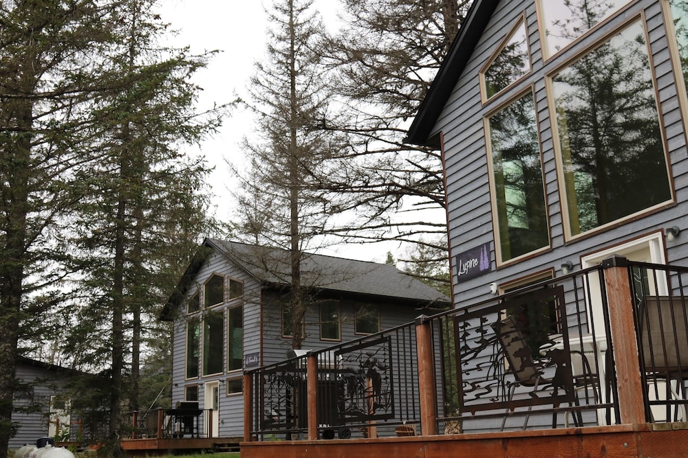 Spruce Lodge 5/49