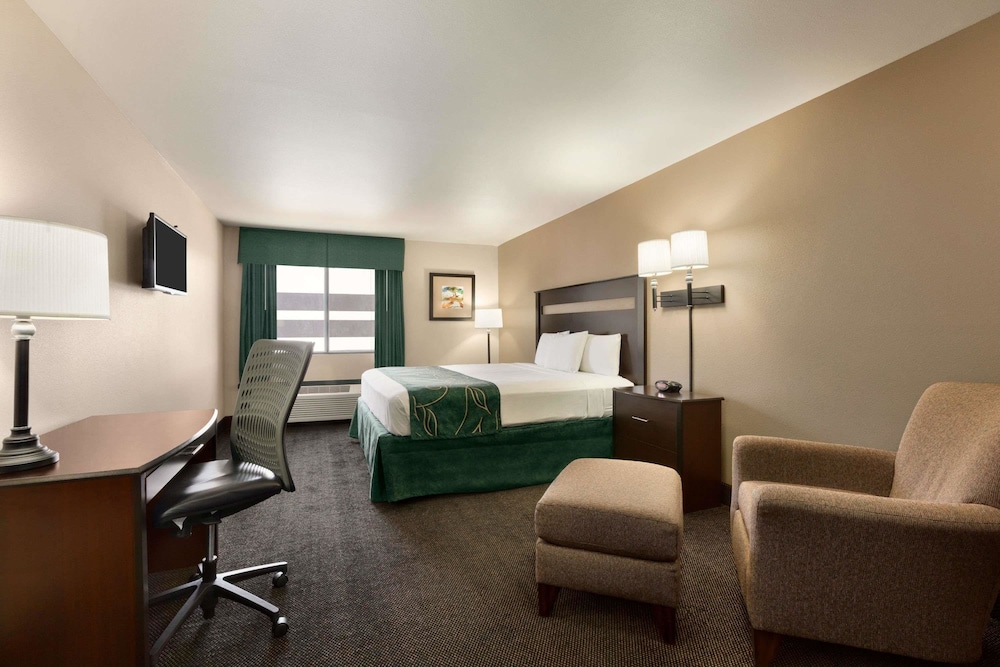 Travelodge by Wyndham Santa Teresa 16/27