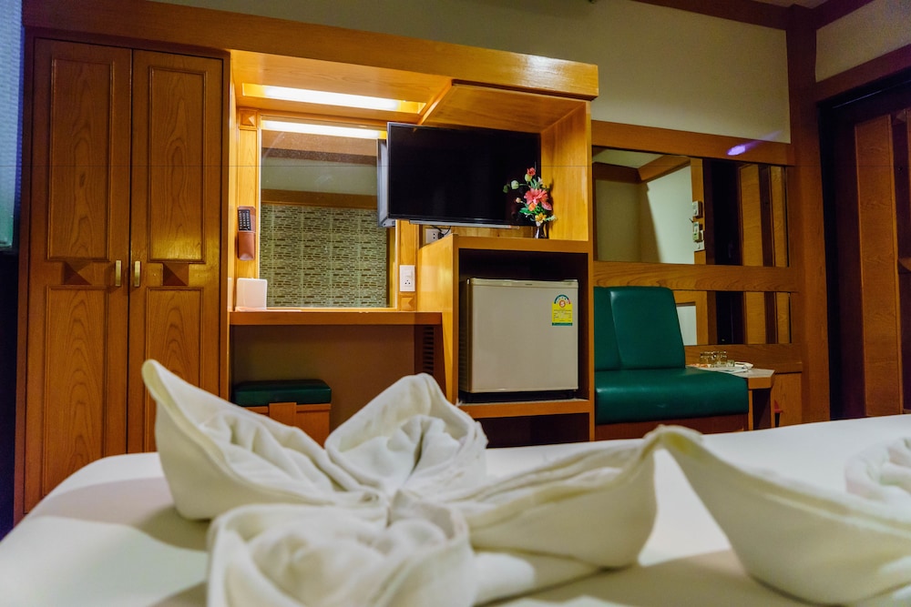 Siri Hotel 38/70
