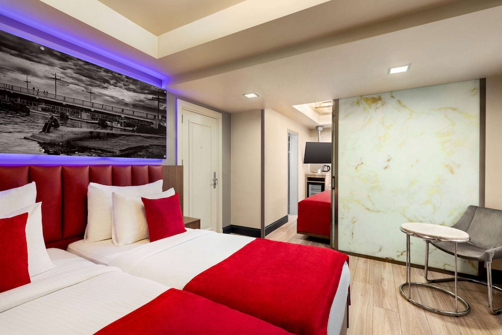 Ramada by Wyndham Istanbul Pera 10/50