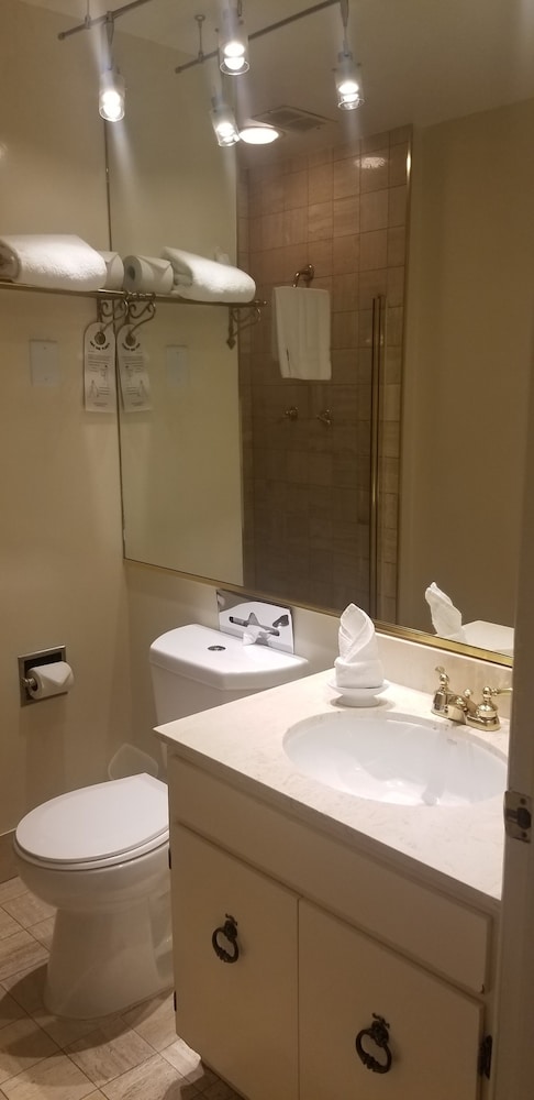 Kensington Park Hotel 18/62