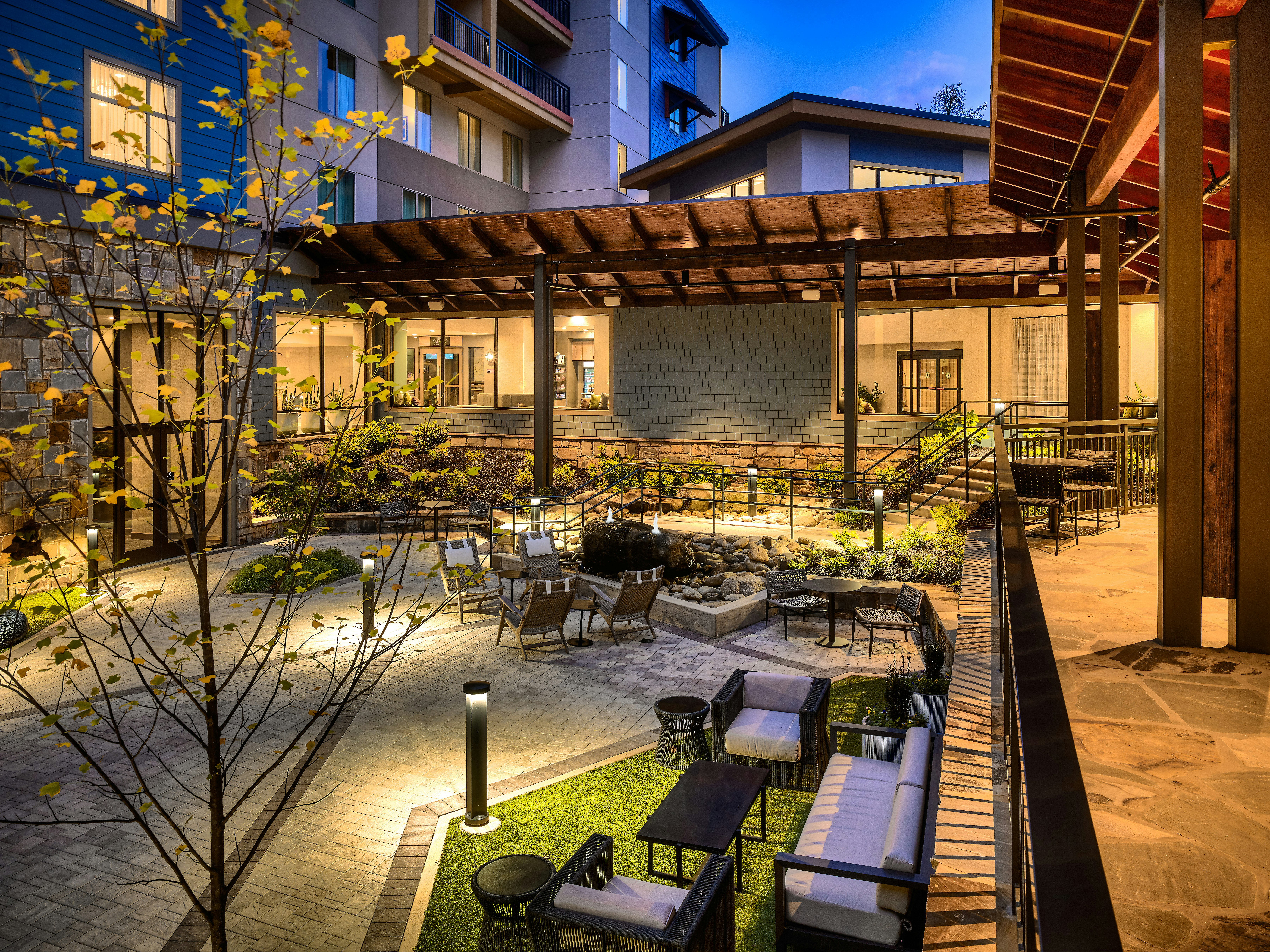 Embassy Suites by Hilton Gatlinburg Resort 55/55