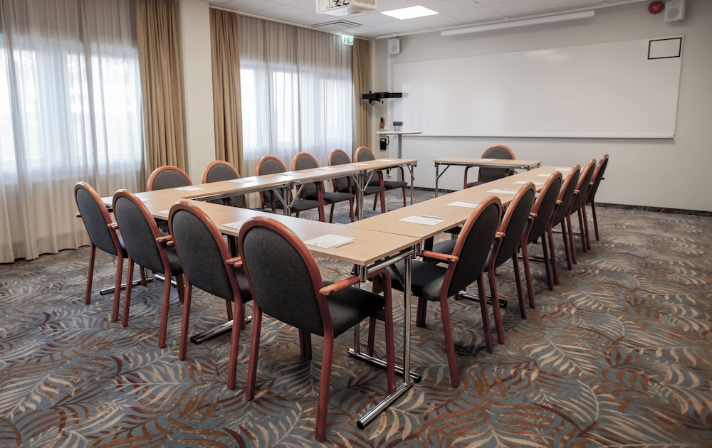 Quality Hotel Royal Corner 62/70