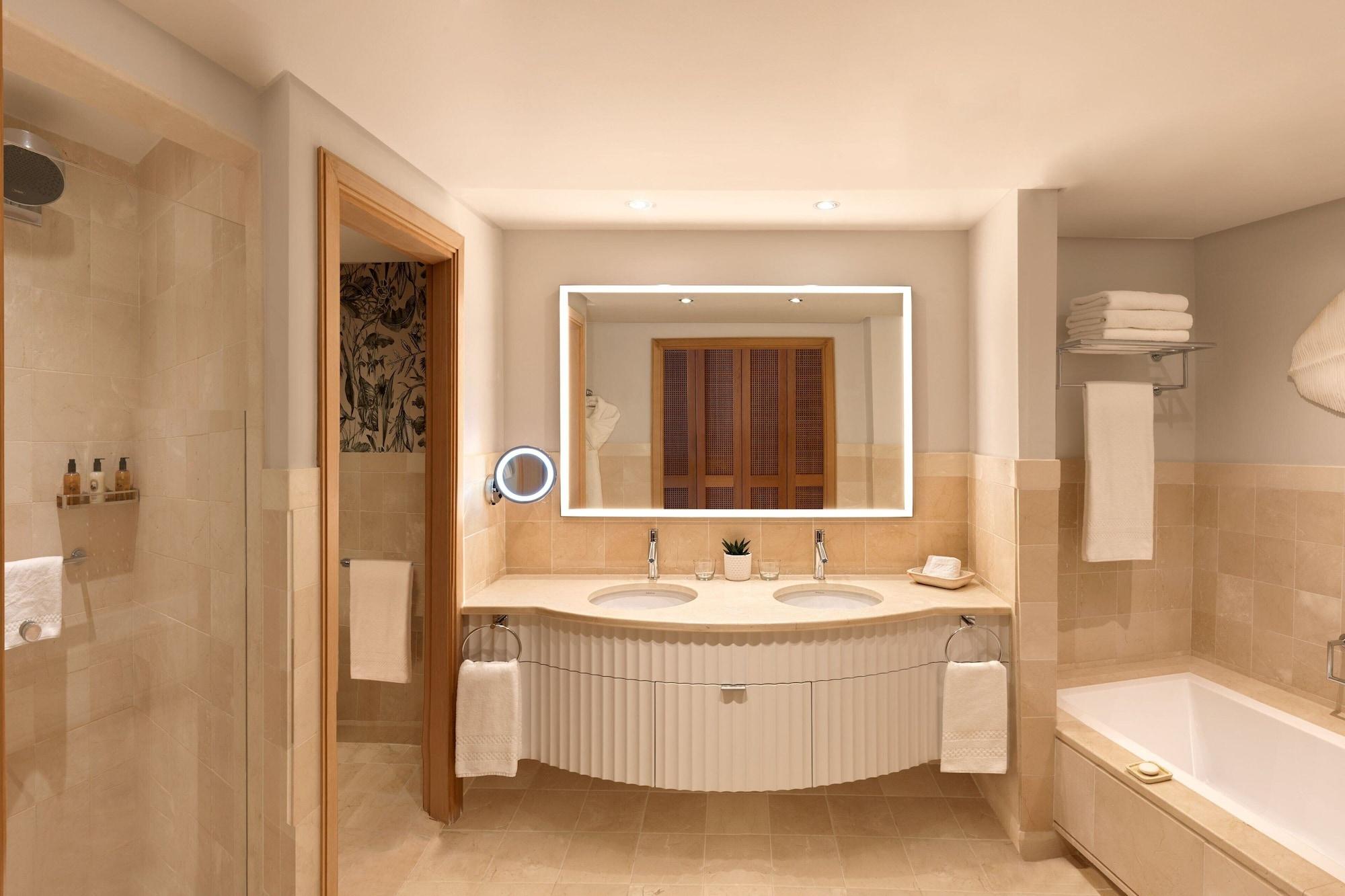 Retreat, Suite, Adult Only, with Pool