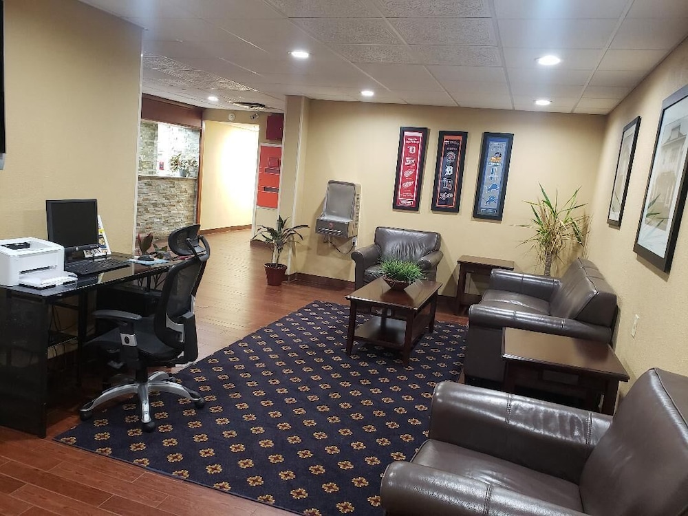A Victory Hotel and Suites 52/60