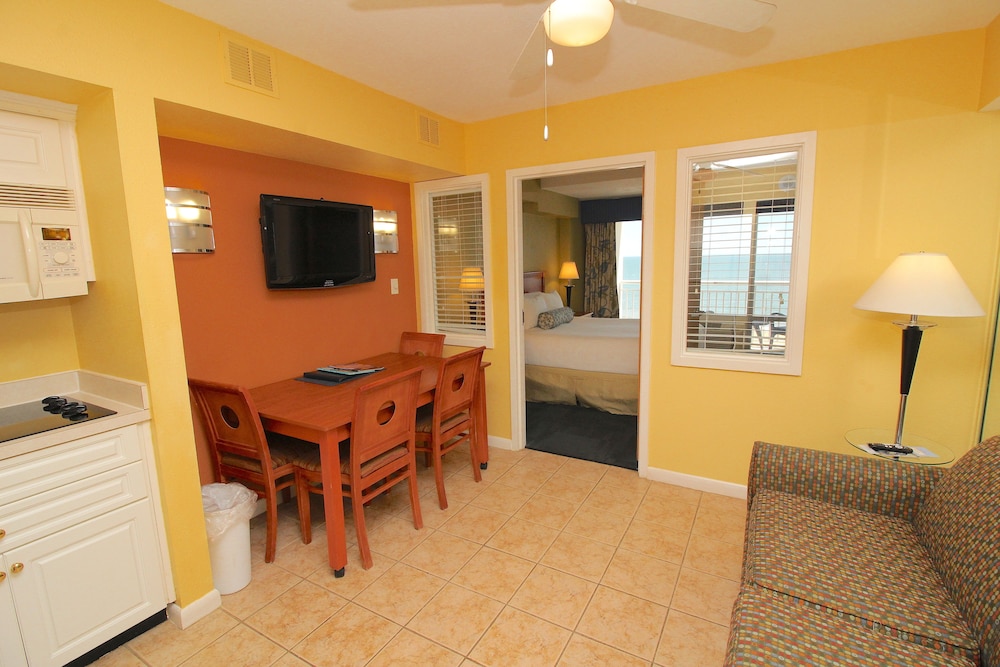 Ocean Sands Resort 38/40