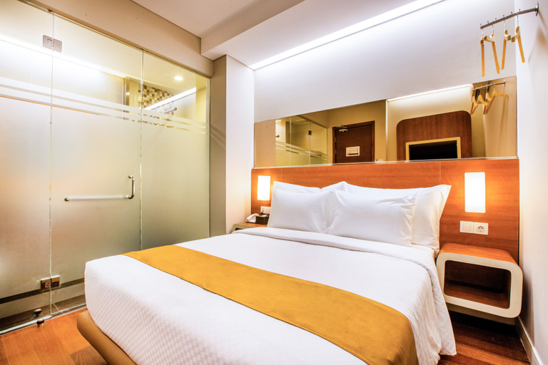 The Point Hotel Balikpapan 4/11