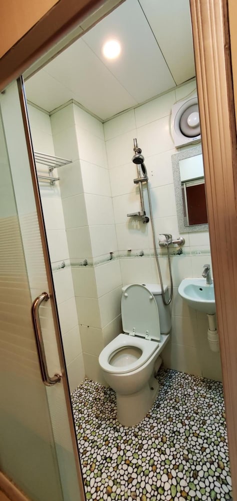 Cebu Hostel 59/64