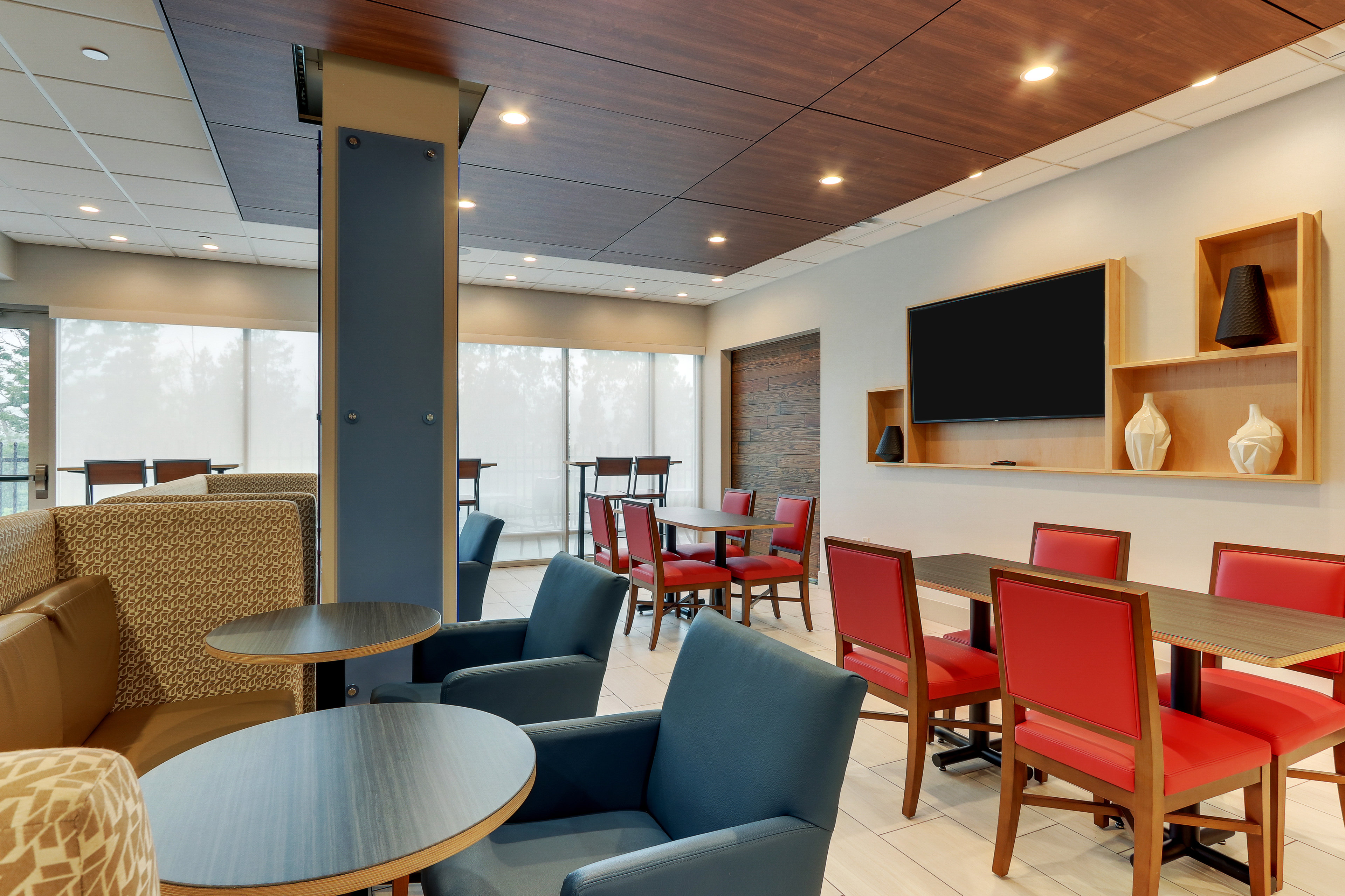 Holiday Inn Express and Suites Saugerties - Hudson Valley 51/61
