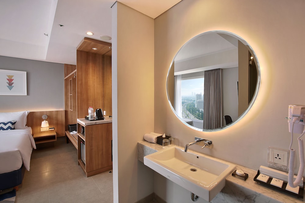 Swiss-Belinn Simatupang 32/57