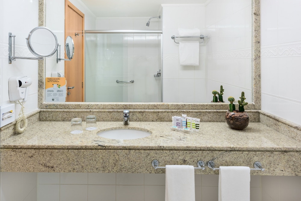 Bristol Santo Andre Hotel 42/46