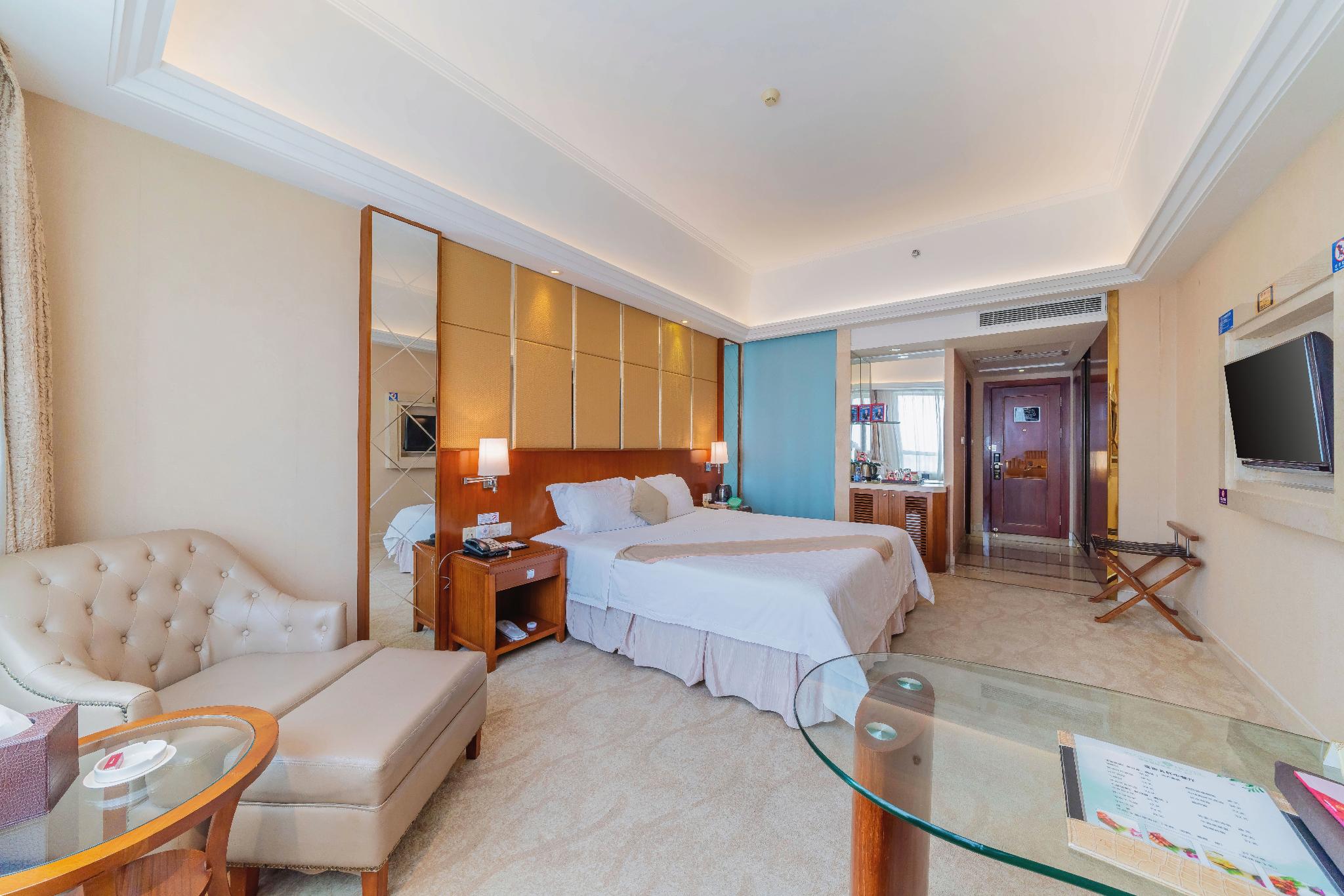 Regency Hotel 28/56