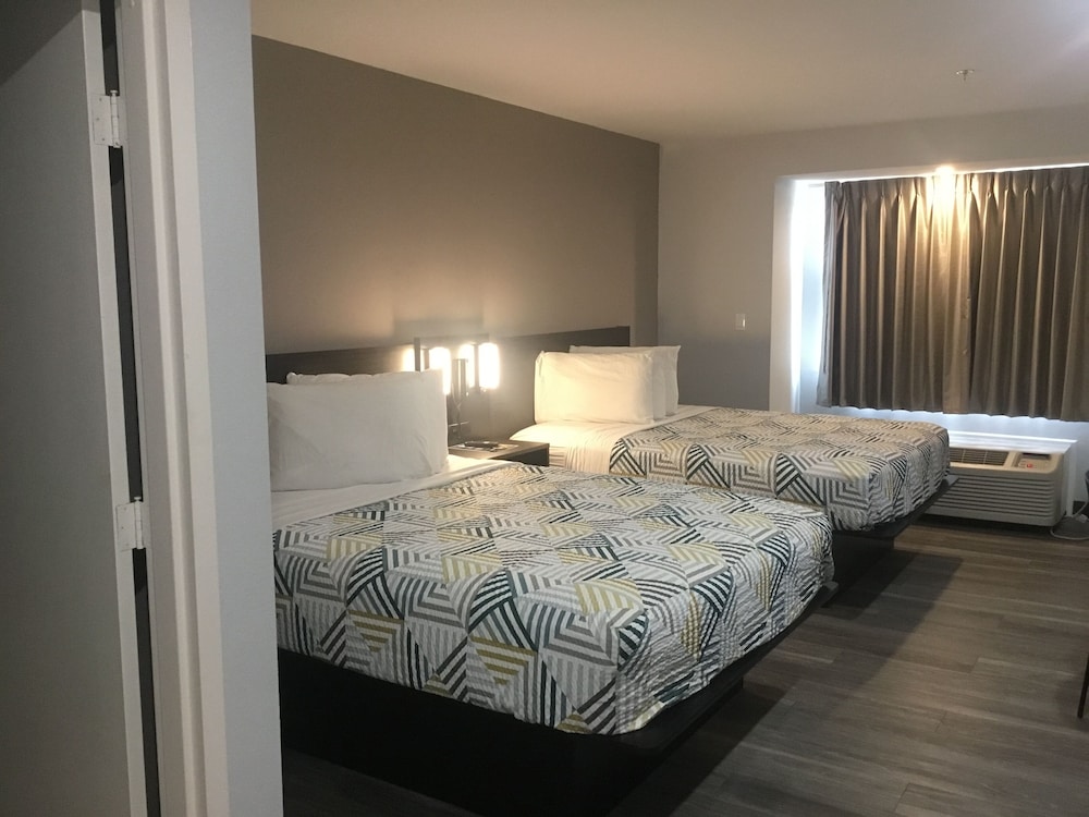 Motel6 McAllen, TX - East 27/60