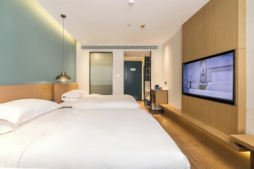 Jinglai Hotel (Shanghai Bund East Nanjing Road Pedestrian Street) 17/50