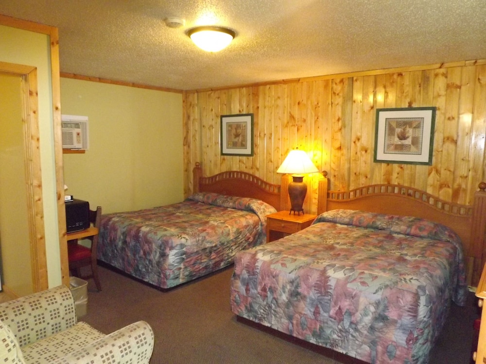 Z Bar Cabins and Motel 12/43