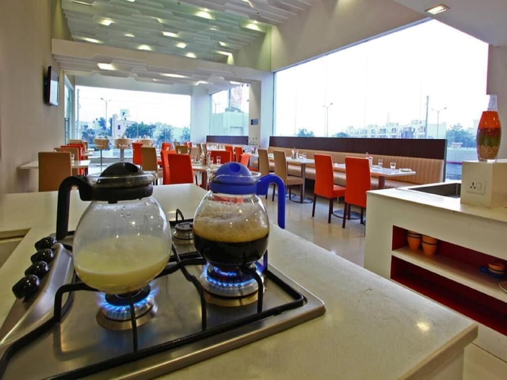 Keys Select By Lemon Tree Hotels, Ludhiana 32/46