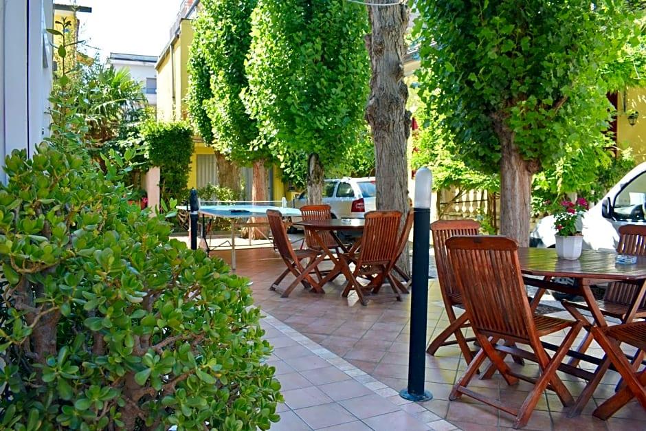 Hotel Urbinati 42/46