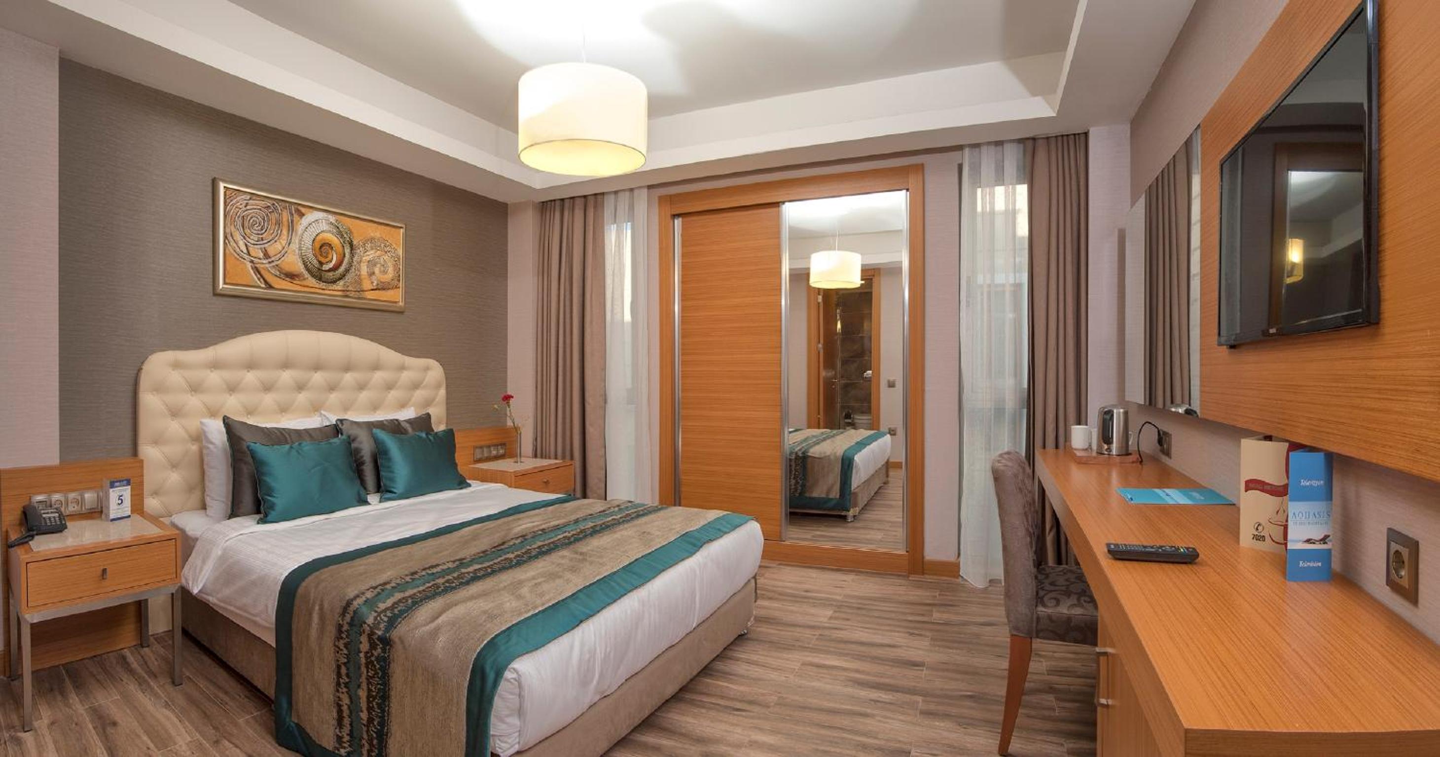 1 Bedroom, Lake, Deluxe, Family, House, Aquasis De Luxe Resort 2/7