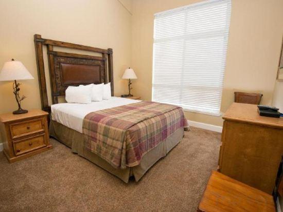 Studio, Meadows Area