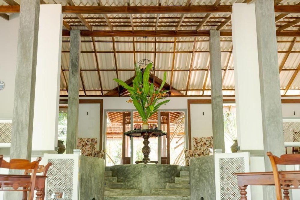 Villa Birdlake 4/50
