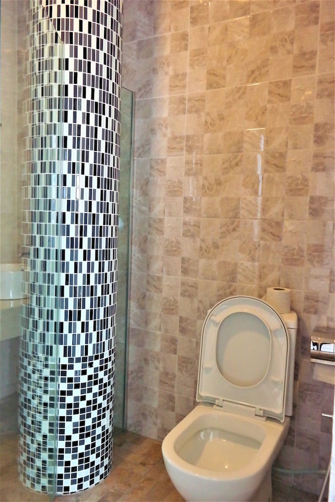 S8 Boutique Hotel 47/68