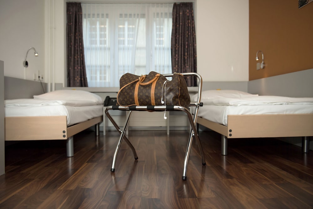 Alexander Guesthouse 31/54