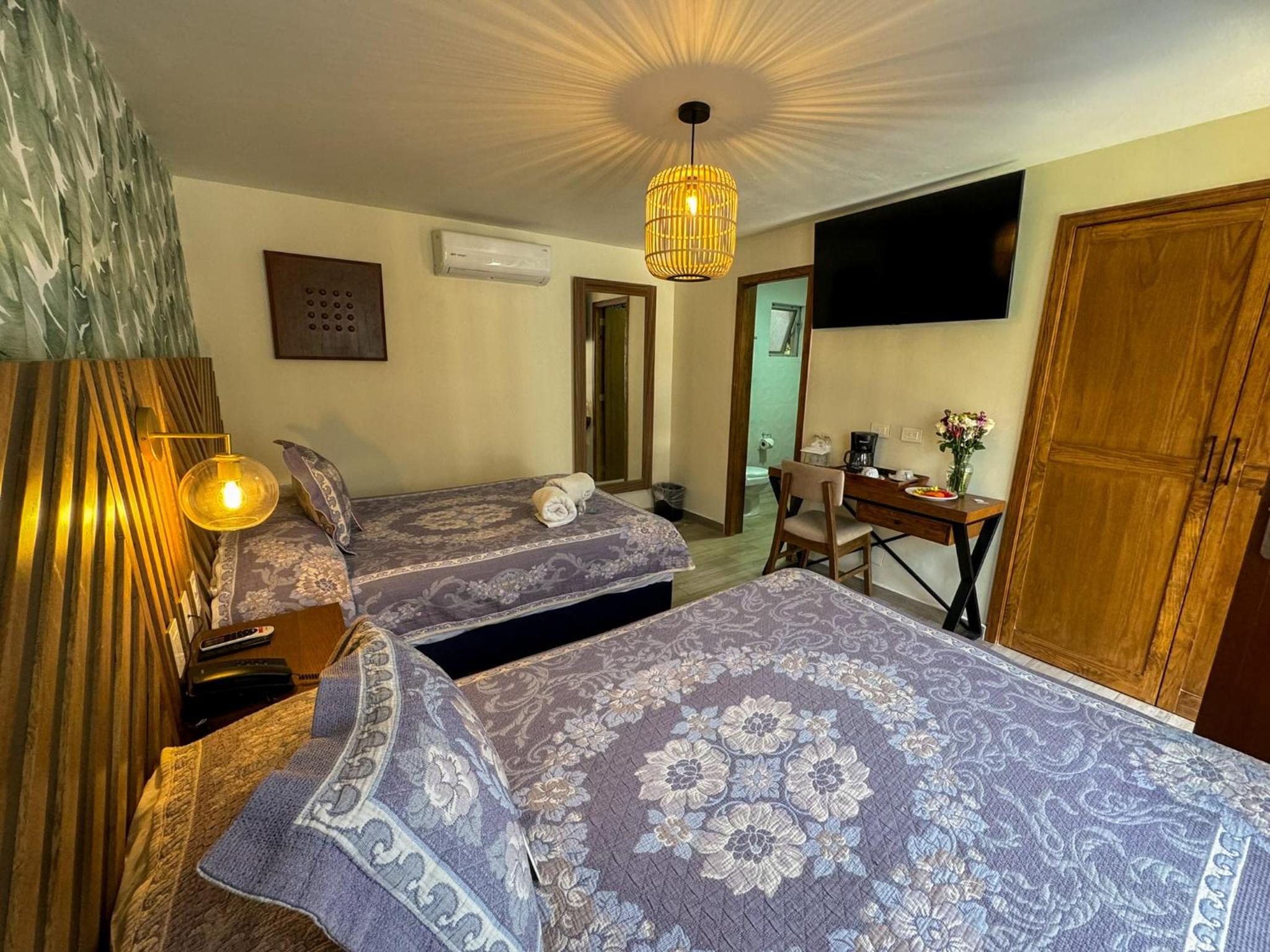 غرفة بسريرين مزدوجين، Hotel Isabel 2/9
