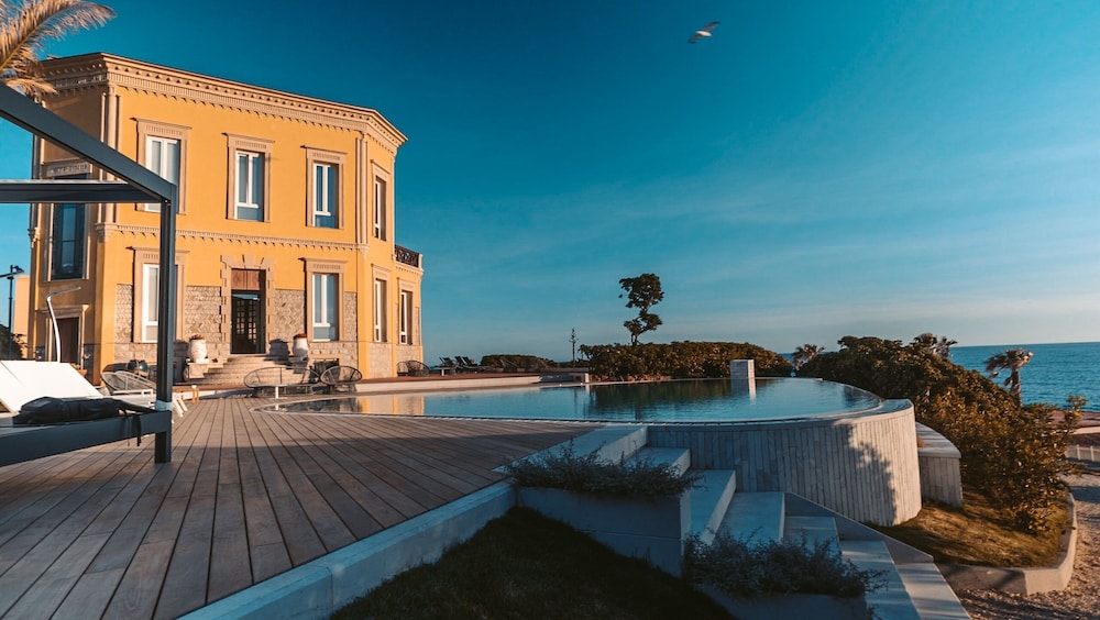 VILLA MOSCA 24/50