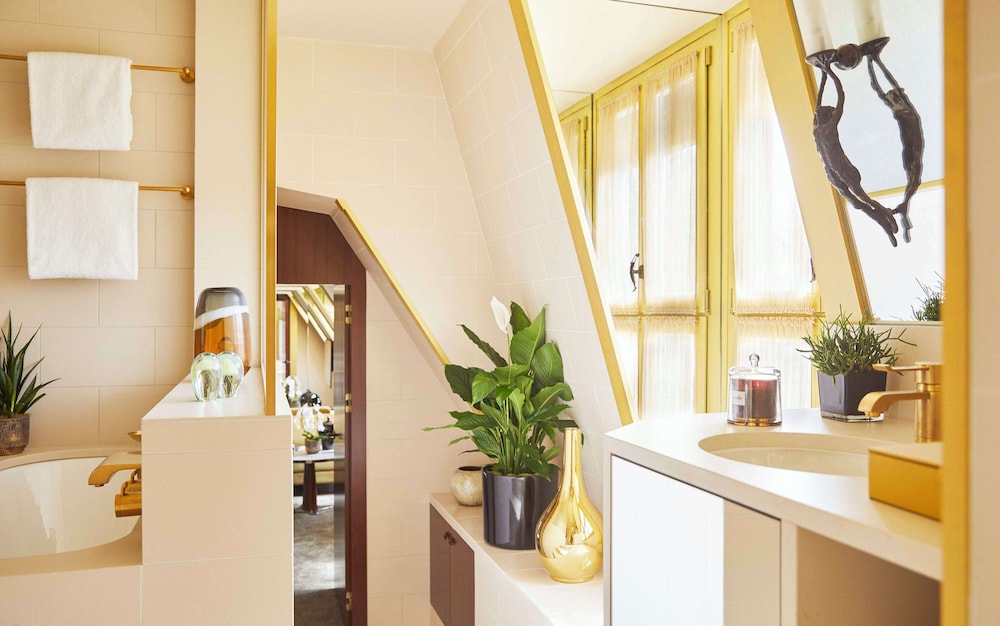 PARK HYATT PARIS VENDOME 13/71