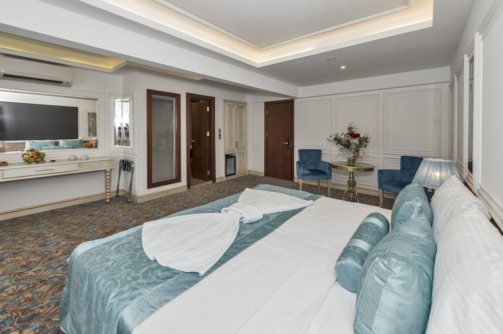 Eskar Hotel 12/78