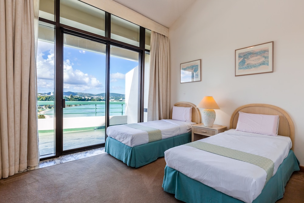 PRESIDENTIAL, 5 BEDROOMS, PENTHOUSE, OCEAN VIEW, KITCHEN