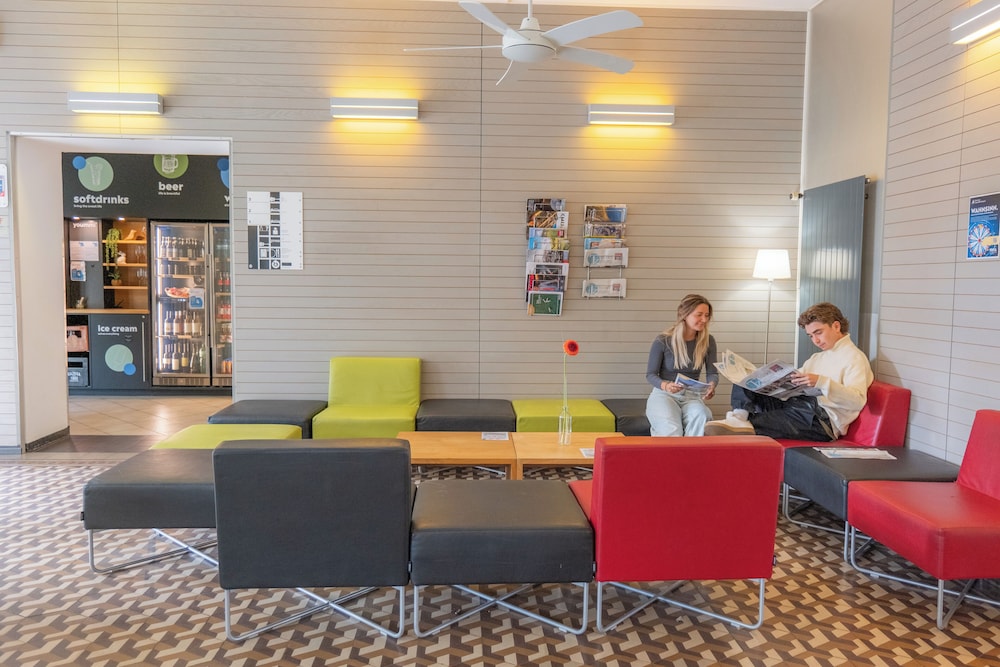 Youth Hostel Locarno 27/50