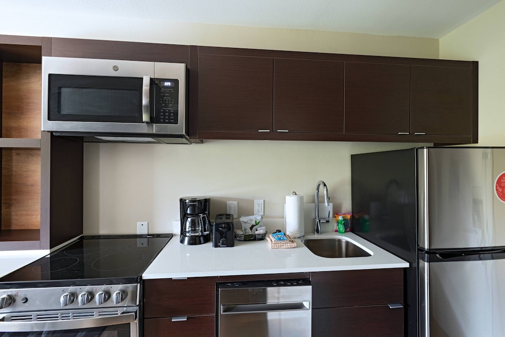 TownePlace Suites by Marriott San Antonio Northwest at The RIM 32/38