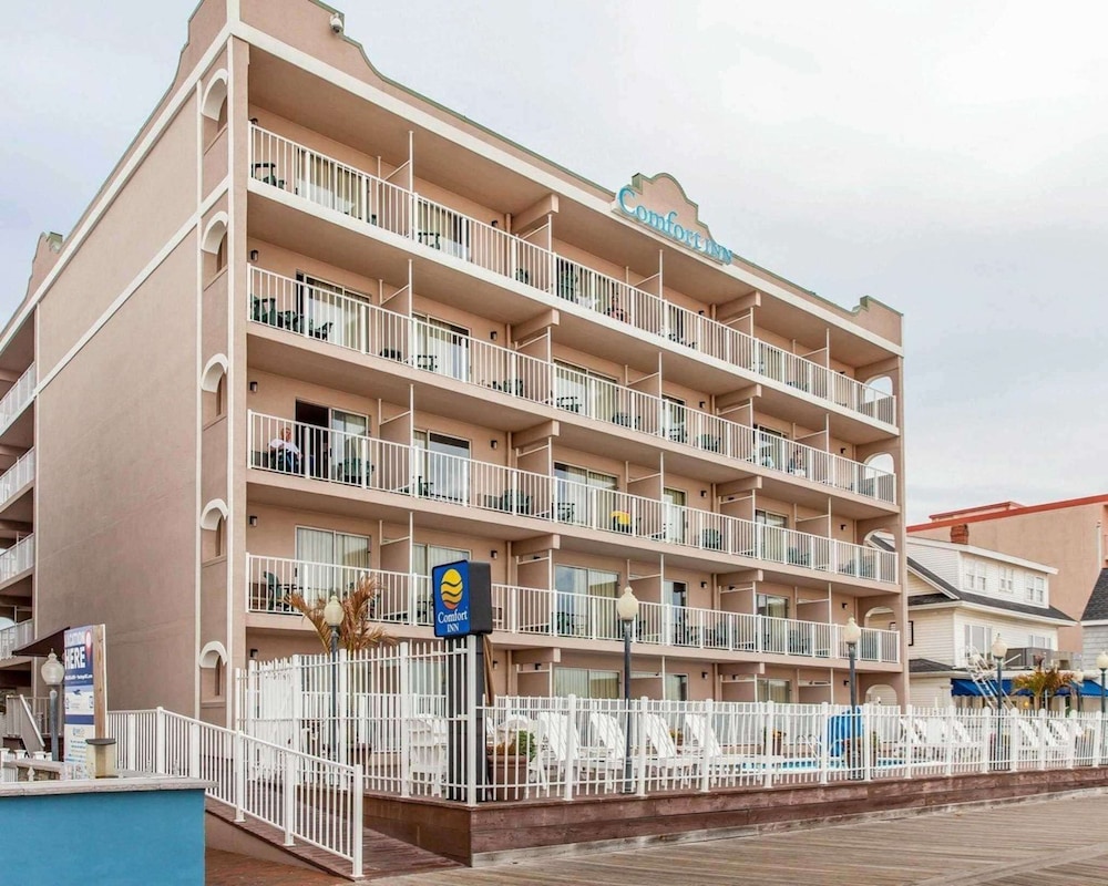 Comfort Inn Boardwalk 3/60