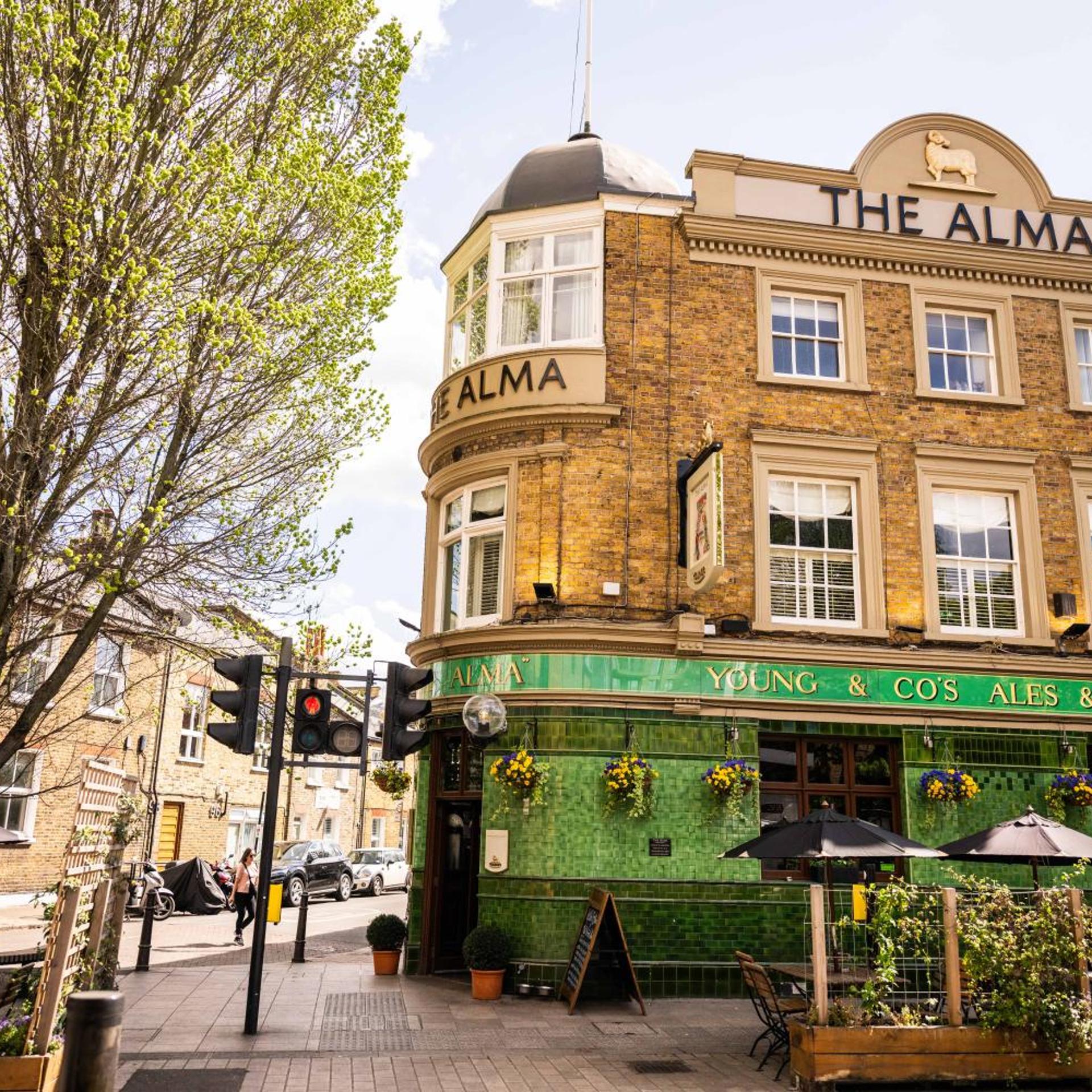 The Alma Hotel 2/36