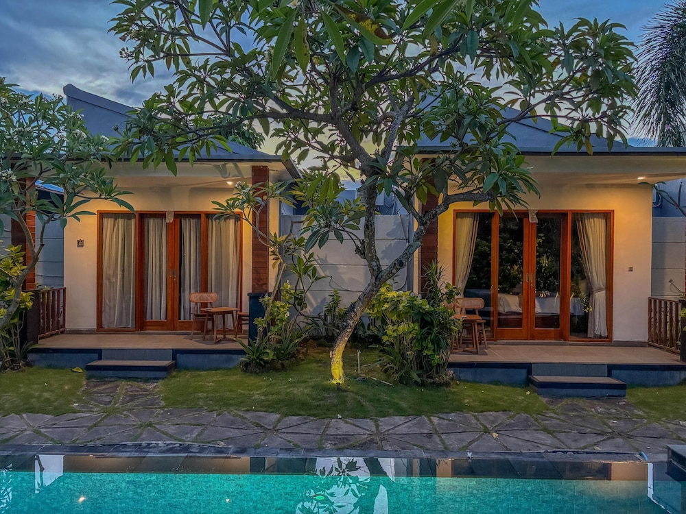 Singabu Bungalows 4/50