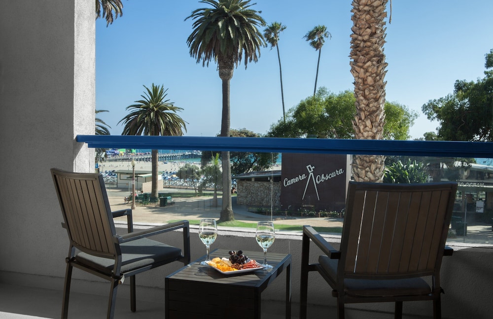 Ocean View Hotel 59/70