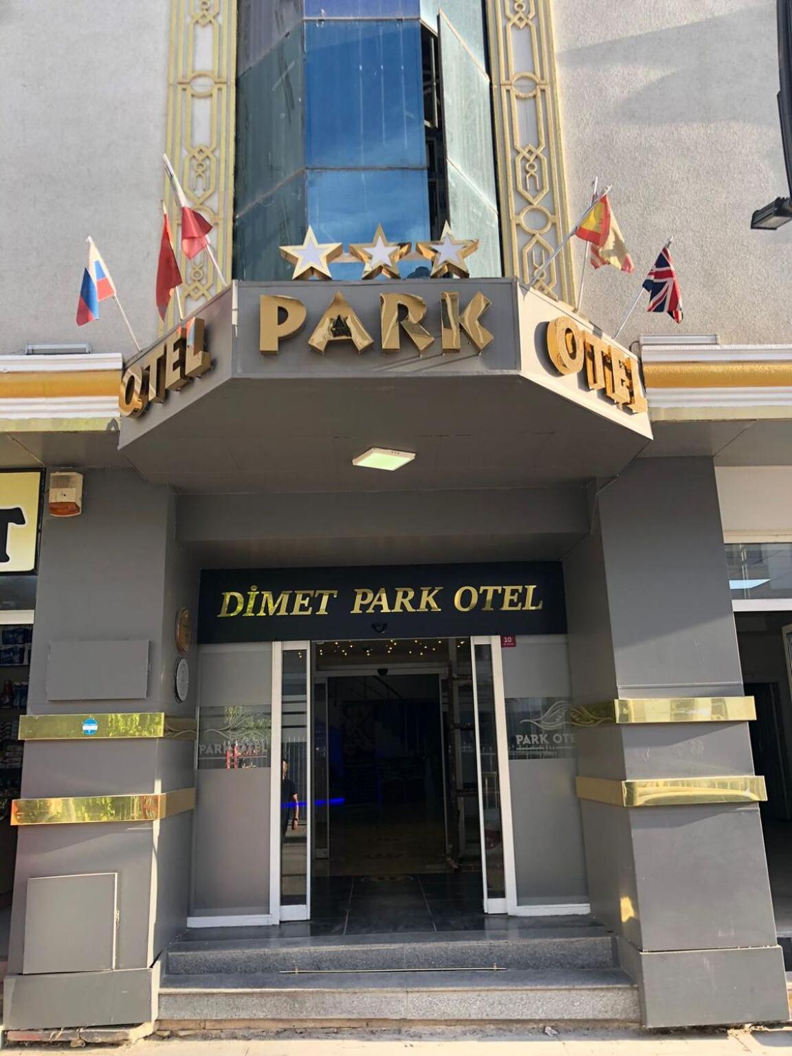 Dimet Park Hotel 5/33