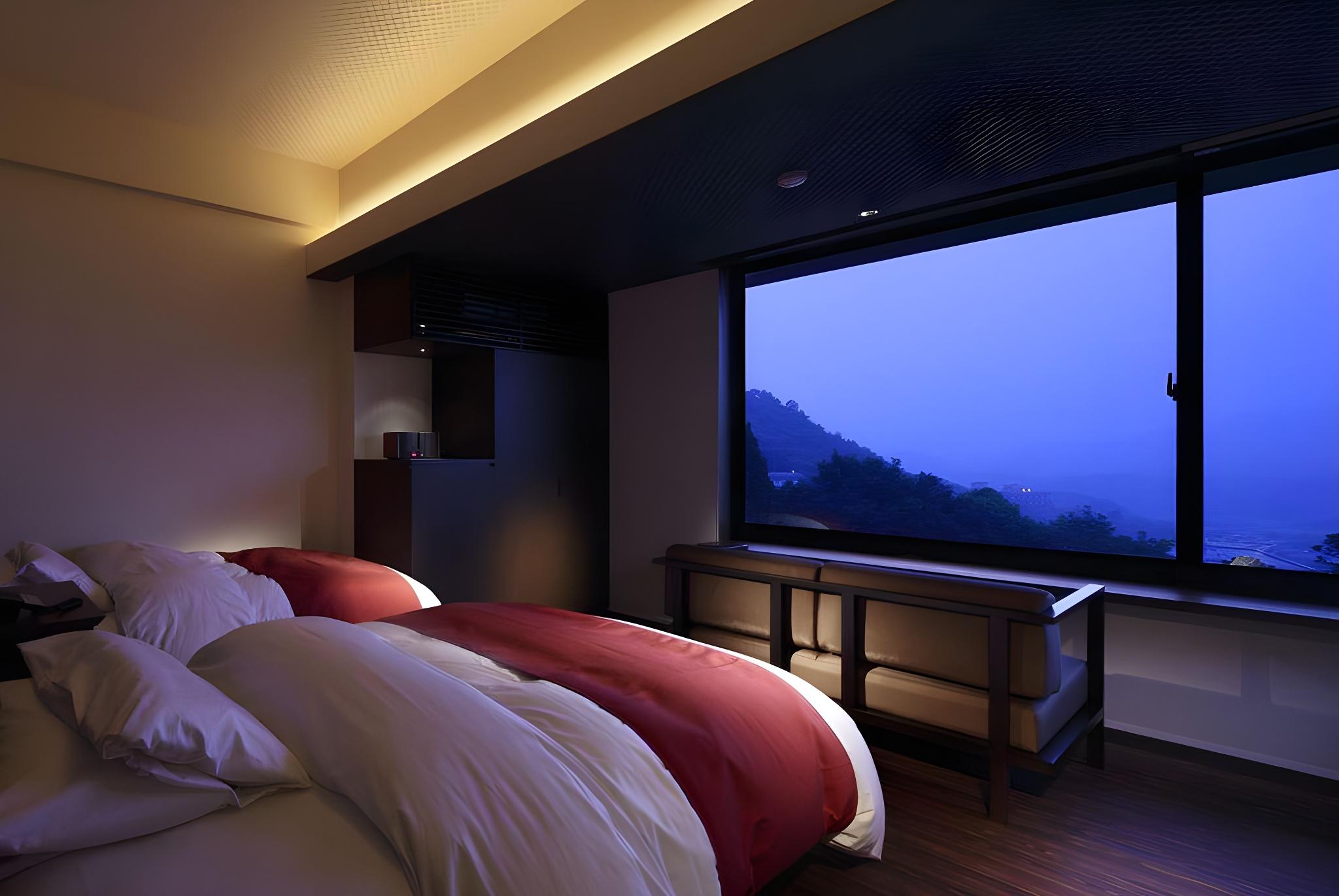 Western, Twin Beds, Mountain View, Tatami, West Wing