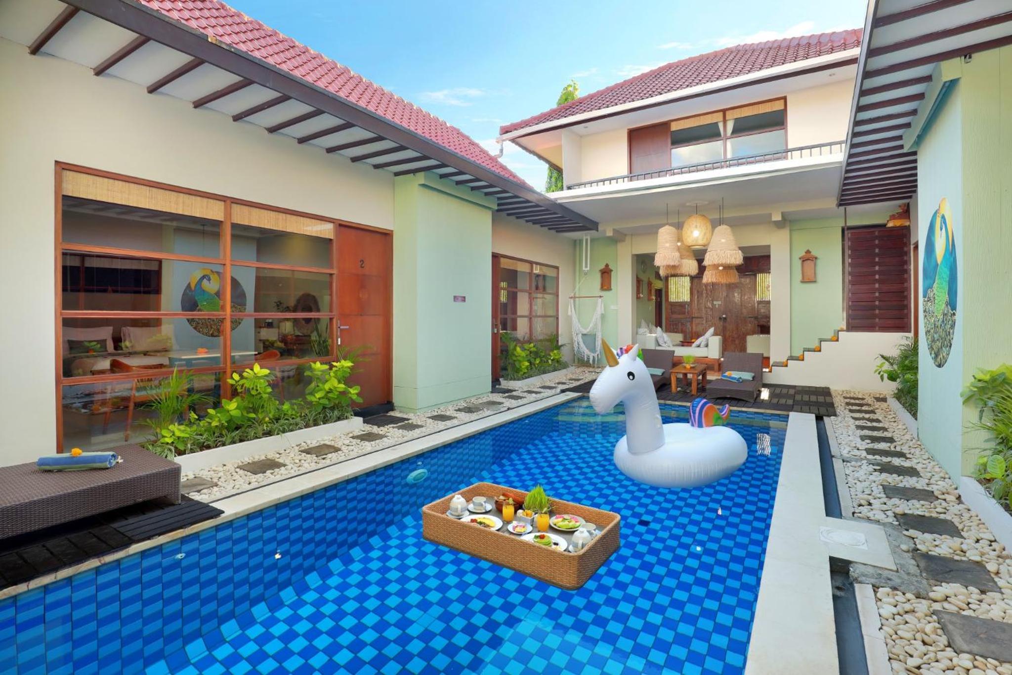 THE VIE VILLA 4/35