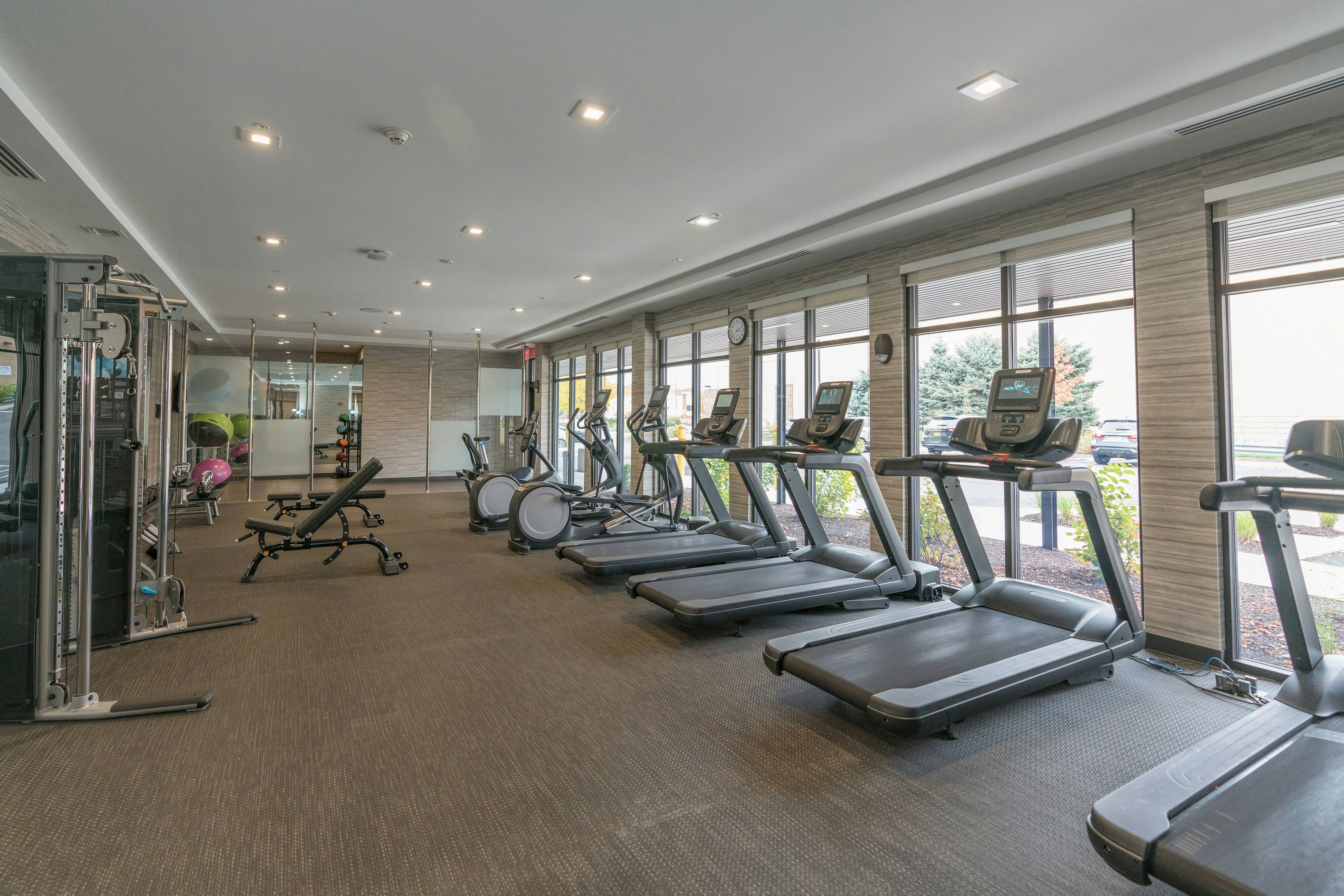Courtyard By Marriott West Springfield 20/45