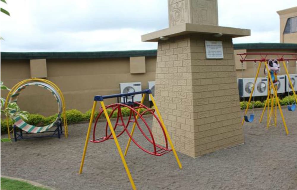 The Corinthians Resort 68/76