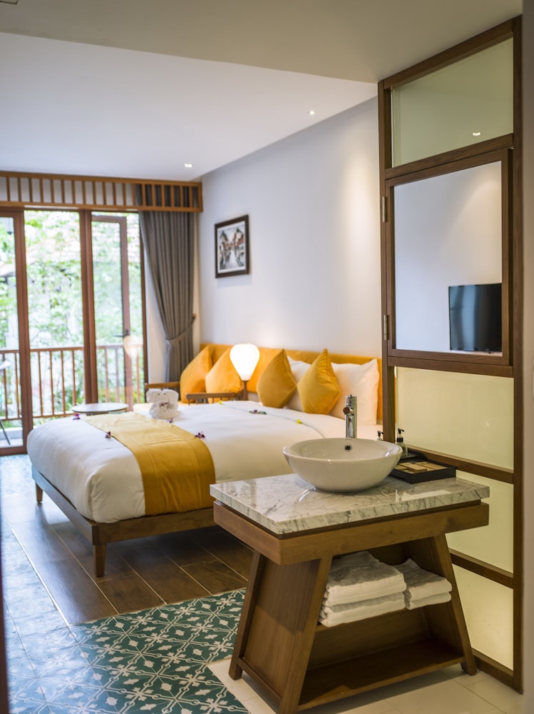 Vinh Hung Old Town Hotel 21/57