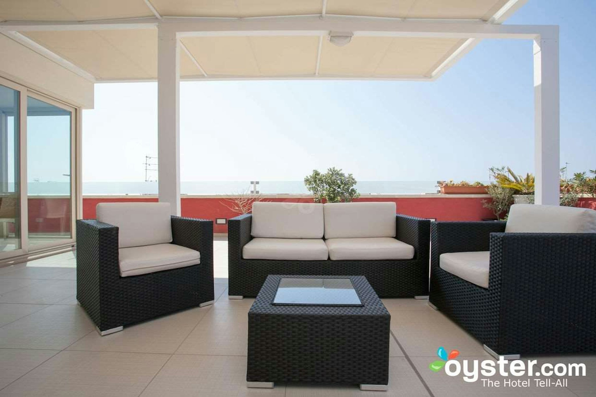 Hotel 33 Baroni 28/50