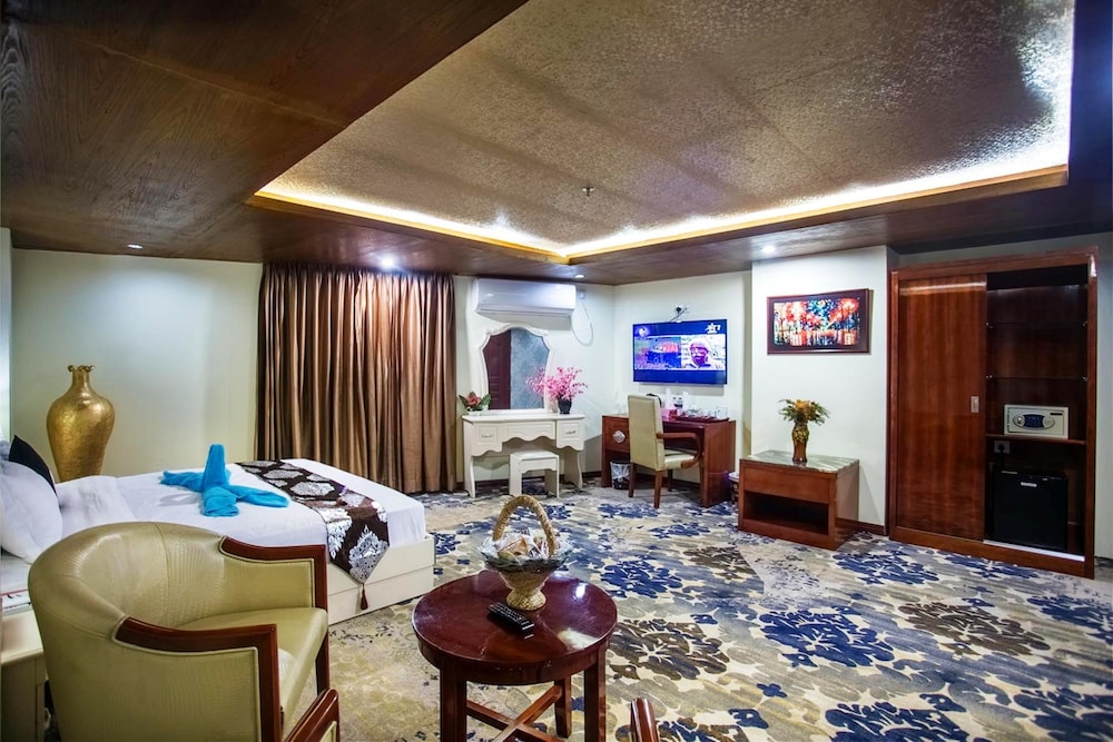 Hotel Noorjahan Grand 35/46