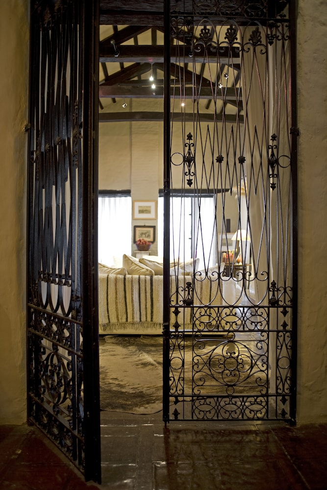House Of Jasmines 17/52